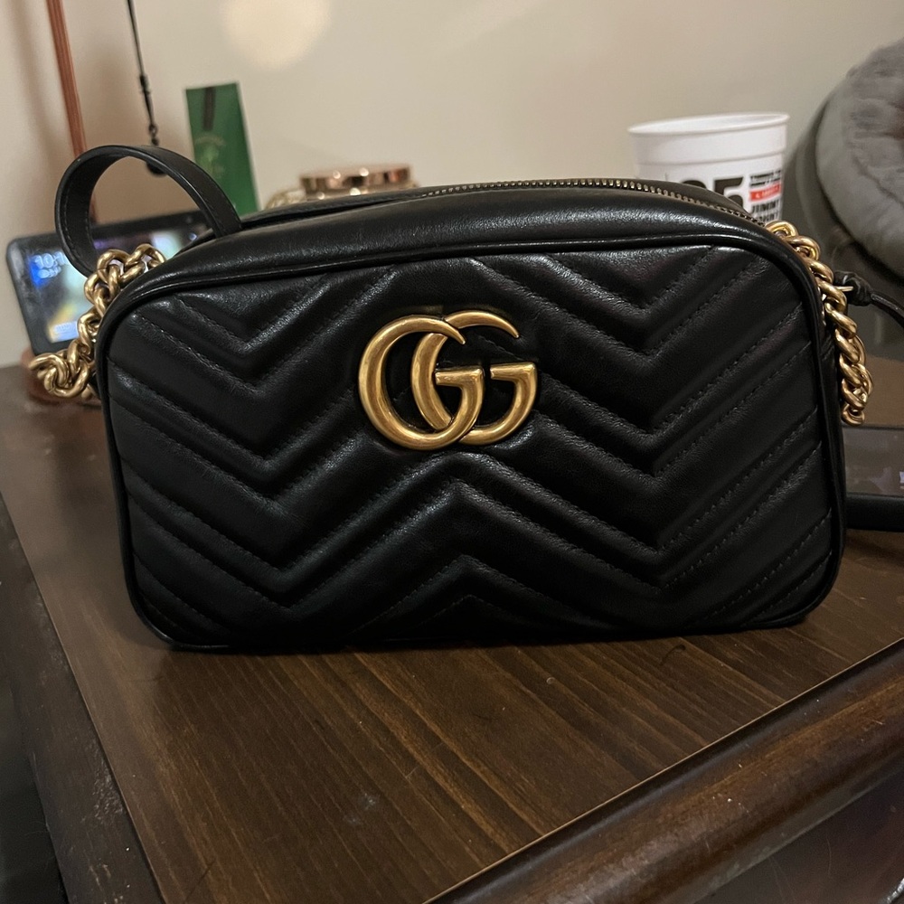 GG Marmont Small Shoulder Bag